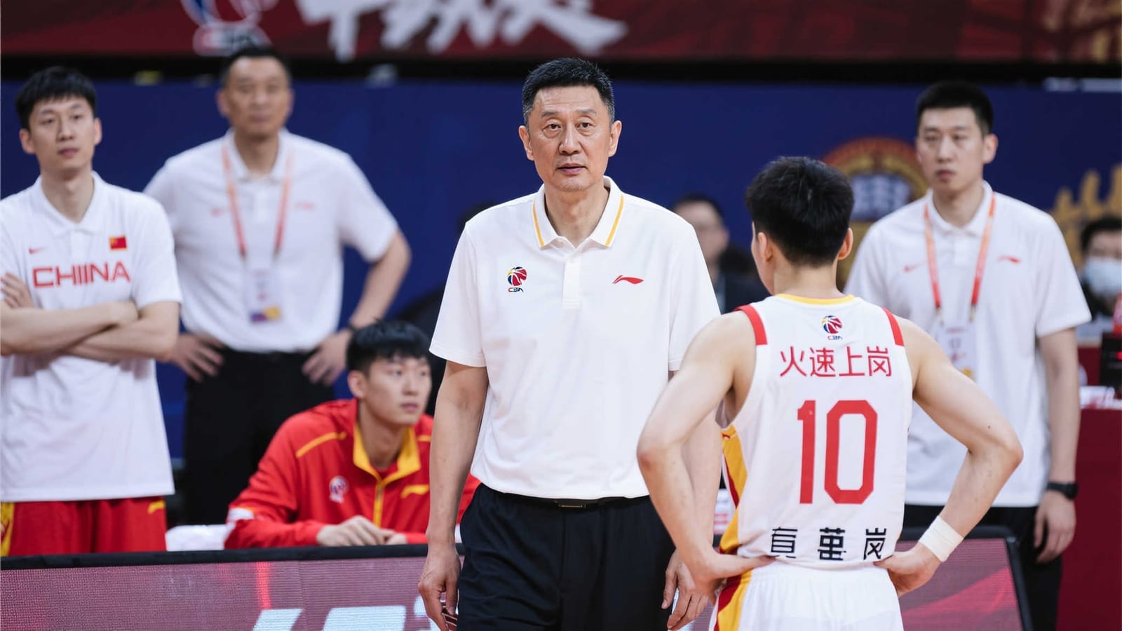 九游体育客户端赛事比分与资讯界面示意